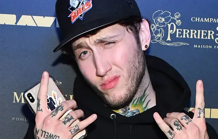 Faze Banks Age, Height, Weight, Net Worth, Career, And More